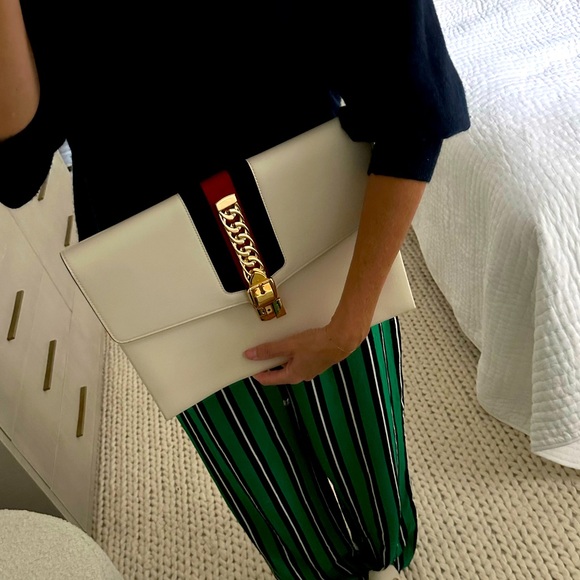 Gucci cream leather oversized clutch never used - Picture 2 of 13